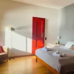 Front View On Viale Geno Apartament